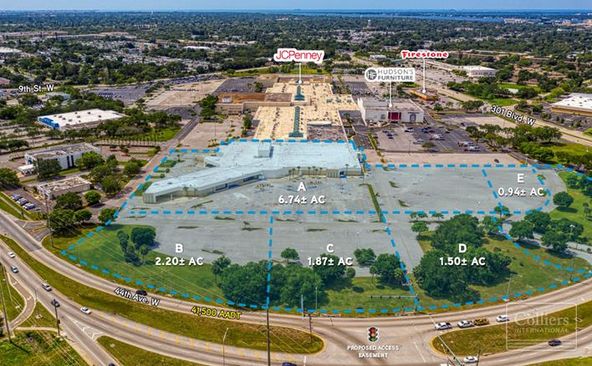 Outparcels at DeSoto Square Mall: 303 301 Blvd W, Bradenton, FL 34205